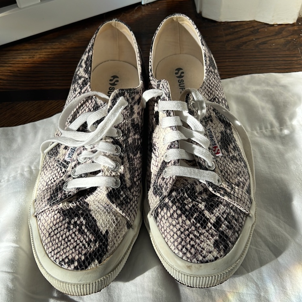 Superga- lace ups. Faux snake. Gray. Size 41 1/2. US 10